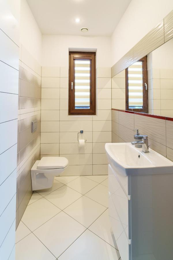 Apartamenty Blisko Slonca - Jacuzzi, Playgrounds Новы-Тарг Экстерьер фото