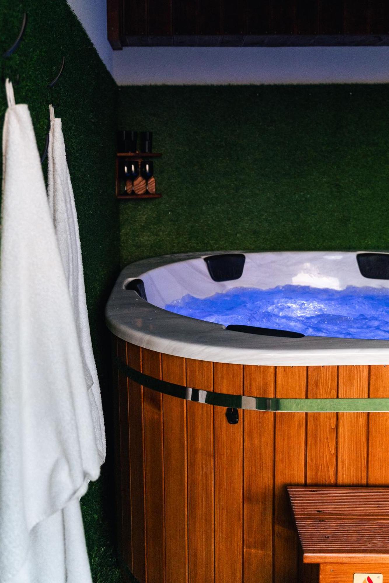 Apartamenty Blisko Slonca - Jacuzzi, Playgrounds Новы-Тарг Экстерьер фото