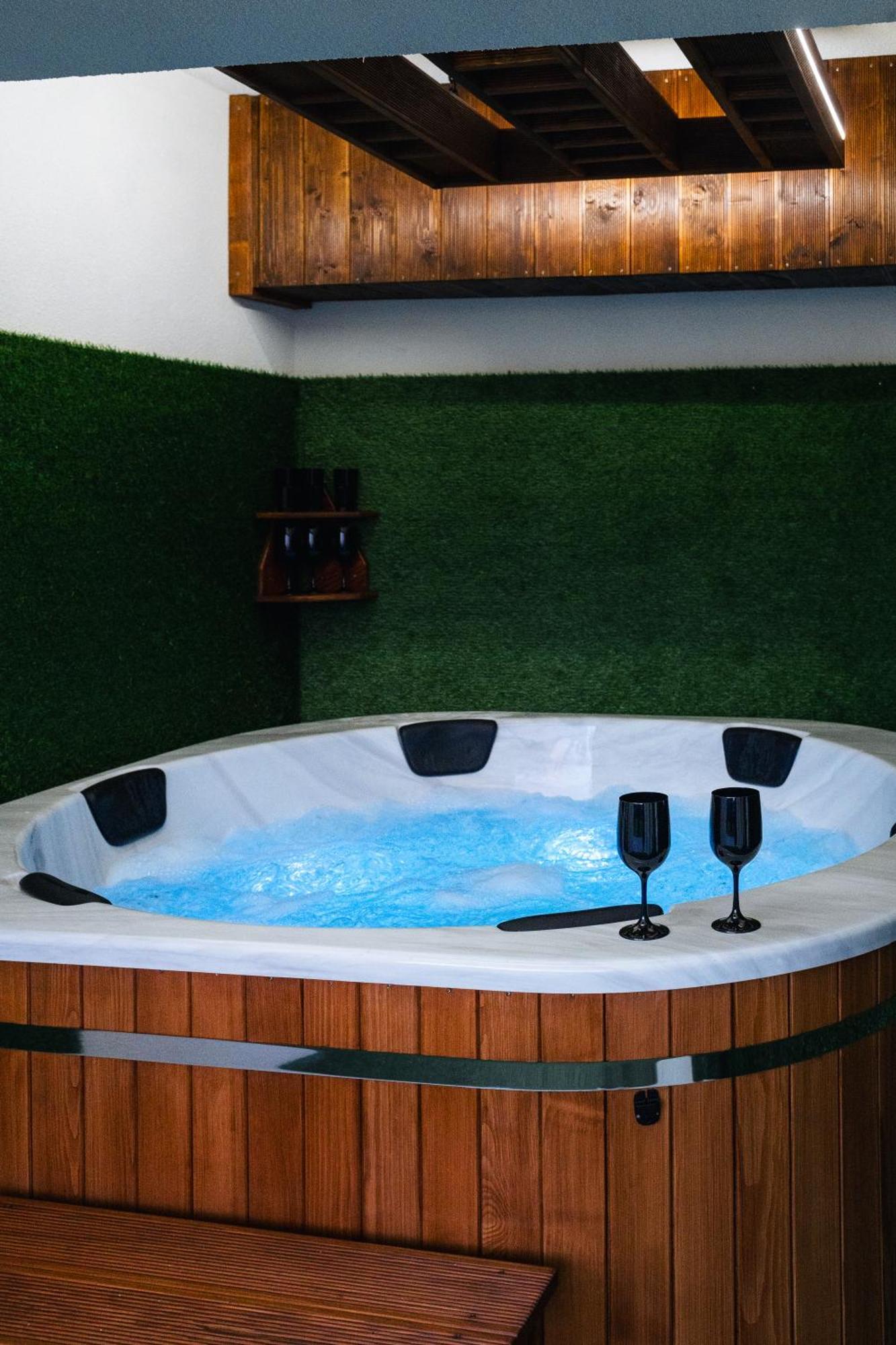 Apartamenty Blisko Slonca - Jacuzzi, Playgrounds Новы-Тарг Экстерьер фото